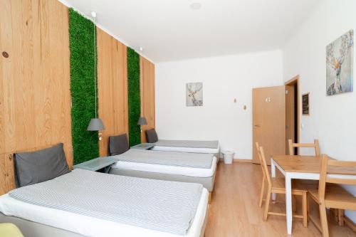 Hostel Crespo – Lisbon, NY