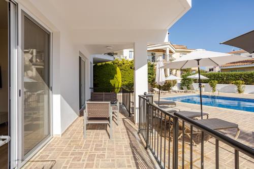 Danaos Seaside Suite 001 with Pool in Tourist Area