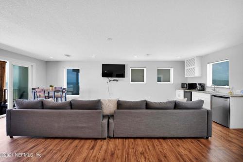SA103 Beachfront 6 bedroom in Ponte Vedra, USA