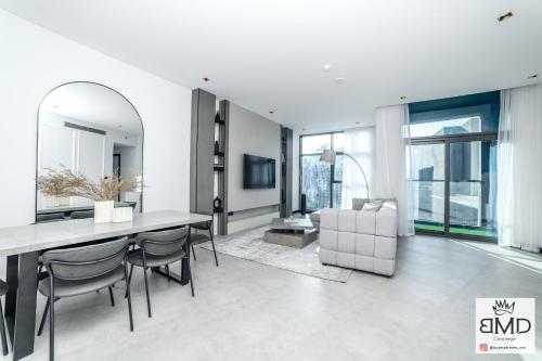Mordern Burj khalifa View 2bd, Dubaj