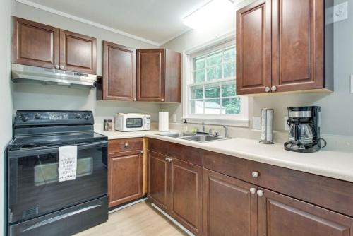 Sunset Stay Pet Friendly 2bed 1 bath in Murfreesboro, USA
