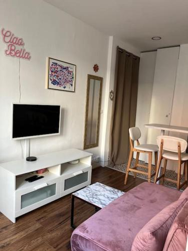Joli & cosy 2 pièces à Paris, Paříž