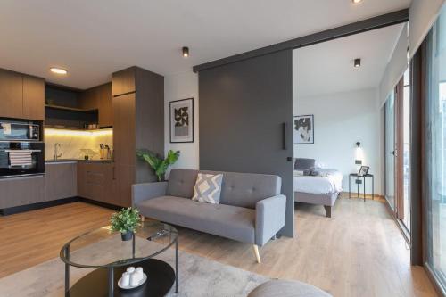 Relajate en Las Condes 2D2B totalmente equipado