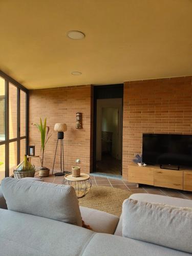 共用Lounge/電視區, Girona, verde, relax e Infinity Pool in 日耳曼薩巴特