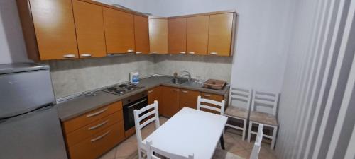 Siar Apartment 2 - image 2