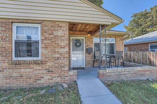 Pet-Friendly 3BR Home in Park Hill Extended Family Stay in Denver, USA