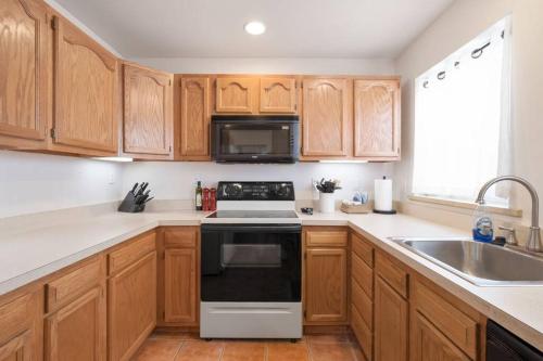 Cozy, Pet-Friendly Home in Pittsburghs South Side in Pittsburgh, USA