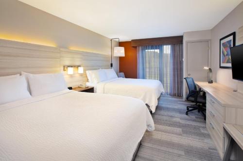Holiday Inn Express Hotel & Suites Athens an IHG Hotel - image 6