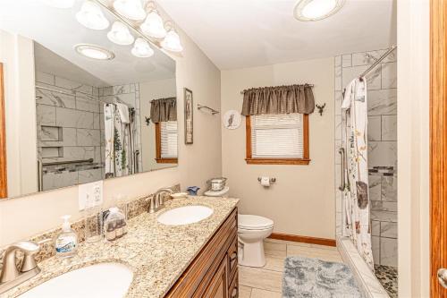 Treetops Retreat Treetops Retreat