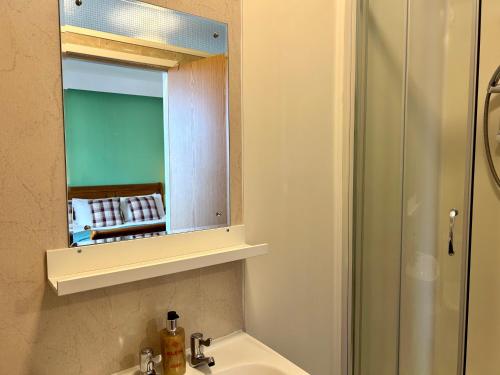 Double Room with Private Bathroom image 10