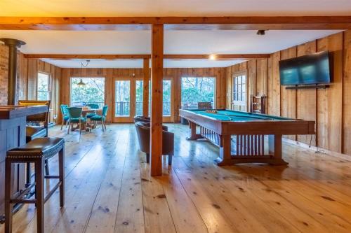 Deer Creek Lodge Deer Creek Lodge