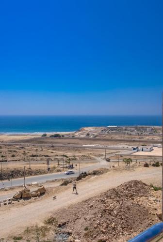 Modern Beach Apartment in Tamraght, Surf & Ocean Views, Tamraght Ouzdar