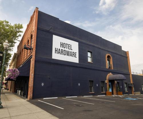 Hotel Hardware - image 6