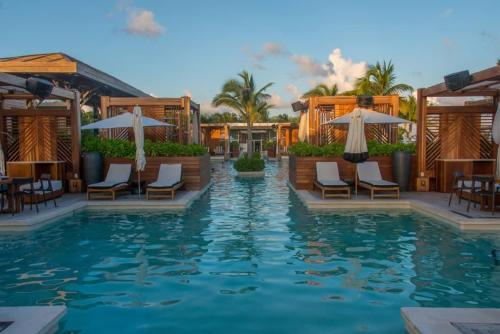 2 BD Master Grand Luxxe Villa Riviera Maya