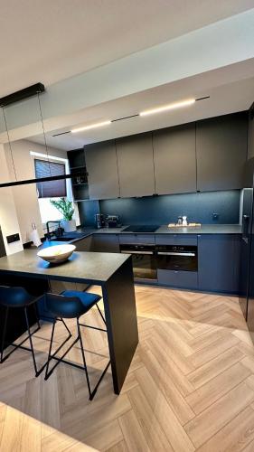 Oliwa luxury apartment, free parking, high speed internet in Siodmy Dwor