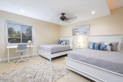 Your Vacations In Hollywood Florida in Hollywood, USA