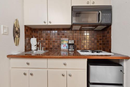 Tropical Suite for Two in Humacao