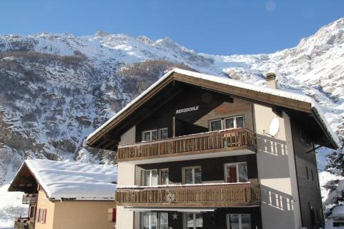 . Ferienwohnungen Wallis - Randa bei Zermatt