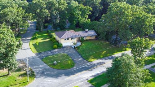 The Chateau at Longmeadow in Longmeadow, USA