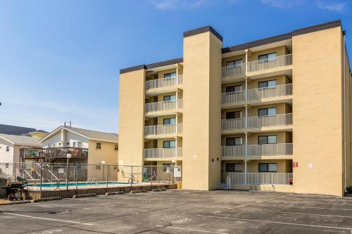 Oceanside 66 - image 2