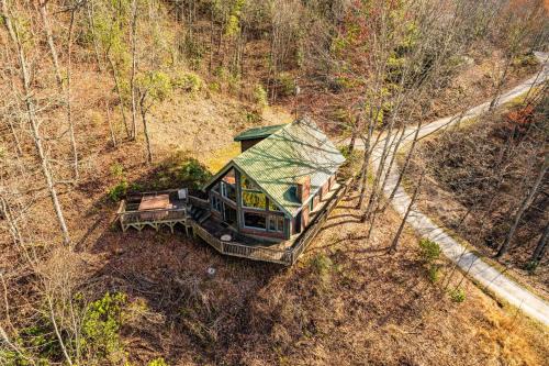 Black Forest Cottage near Cherokee Bear Zoo
