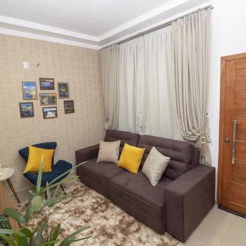 Família Divino (Familia Divino) in การาราตัส