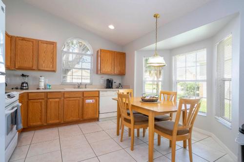 Cozy vacation home near to Disney 2619 in Kissimmee, USA