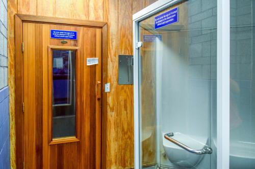 Elkhorn Springs Retreat - image 6