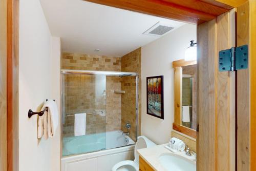 Elkhorn Springs Retreat - image 10