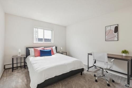 Midtown 3605i Cozy & Comfy I Free Parking in Parma, USA