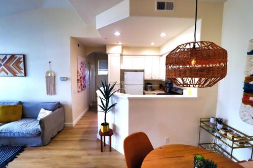 Sweet Pea Place, 2 bed with pool in Encinitas, USA