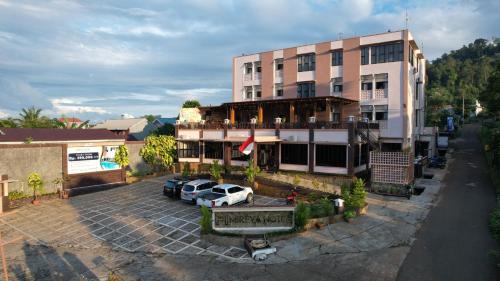 . Hotel Mireya