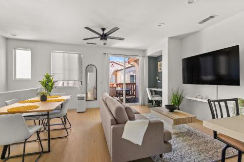 Heart of Carlsbad 2 bed 2 bath in Carlsbad, USA