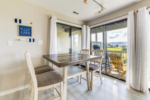 Bernards Landing Condo with Lake and Pool Access! in Penhook, USA