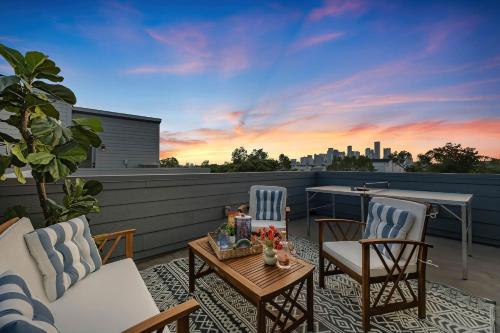 YorkPlaceHaven-Rooftop Patio, Large Stylish in Houston, USA