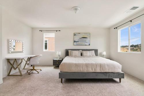 Sunnyside Up San Diego Gem in Allied Gardens