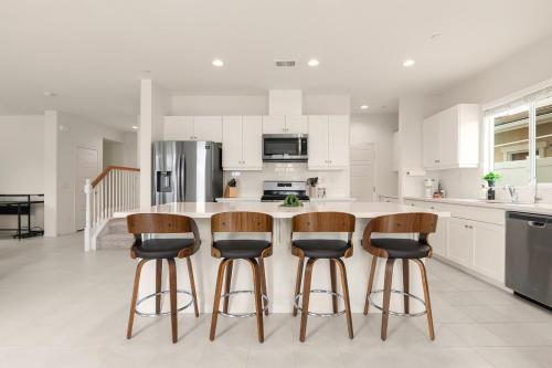 Sunnyside Up San Diego Gem in Allied Gardens