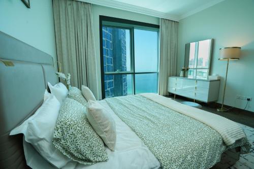 Luxurious Sea View Al Bateen Apartments, Beach Access JBR, Dubai, Dubái (foto 9)