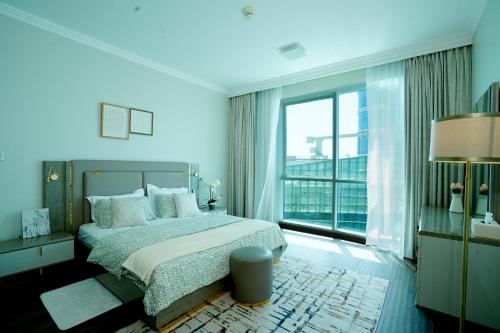 Luxurious Sea View Al Bateen Apartments, Beach Access JBR, Dubai, Dubái (foto 7)