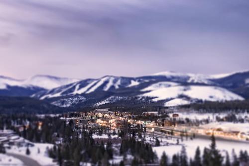 . Snowblaze A14 Condo