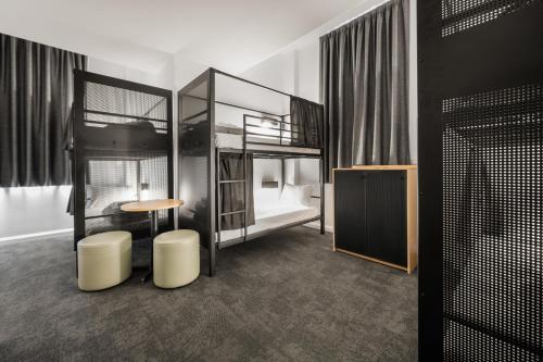 YHA Sydney Central - image 12