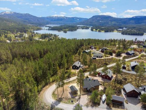 Grønnsted - 8p - With Bathtub & Hot Tub in Vradal