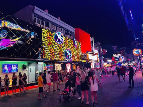 アット シー レジデンス9