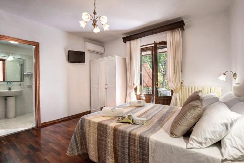 Villa with Private Pool image 5