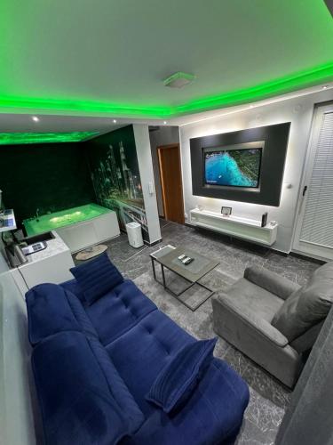Apartman S&V 2 Istocno Sarajevo Lukavica sa Jacuzzi Lux Spa Hilandarska Centar – khách sạn tại Lukavica