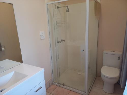 Lakes Entrance Holiday Units - 화장실