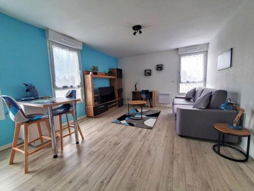 Instalaciones, Studio in Sens