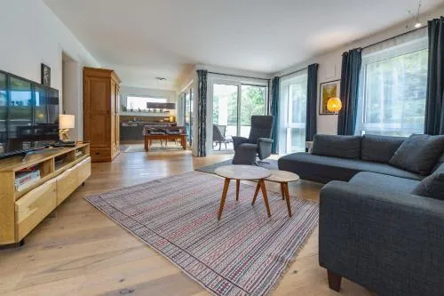 Haus Jasmund in Sellin - WG02 mit Kamin, Sauna, Whirlwanne, Terrasse in Ostseebad Sellin, Deutschland
