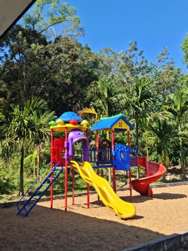 REDBERRY'S LUXURY STAY in Somvarpet