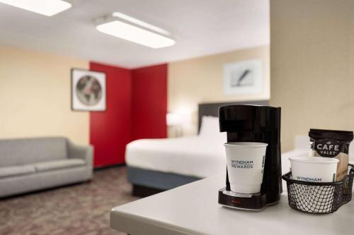 Ramada by Wyndham Alpena, Alpena